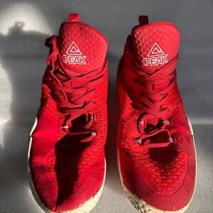 Peak Men’s Size 13 Red High Tops DA073421 – Fair Condition – No Box